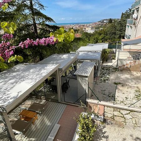 Il Parco Di Yuki Apartment Анкона Екстериор снимка